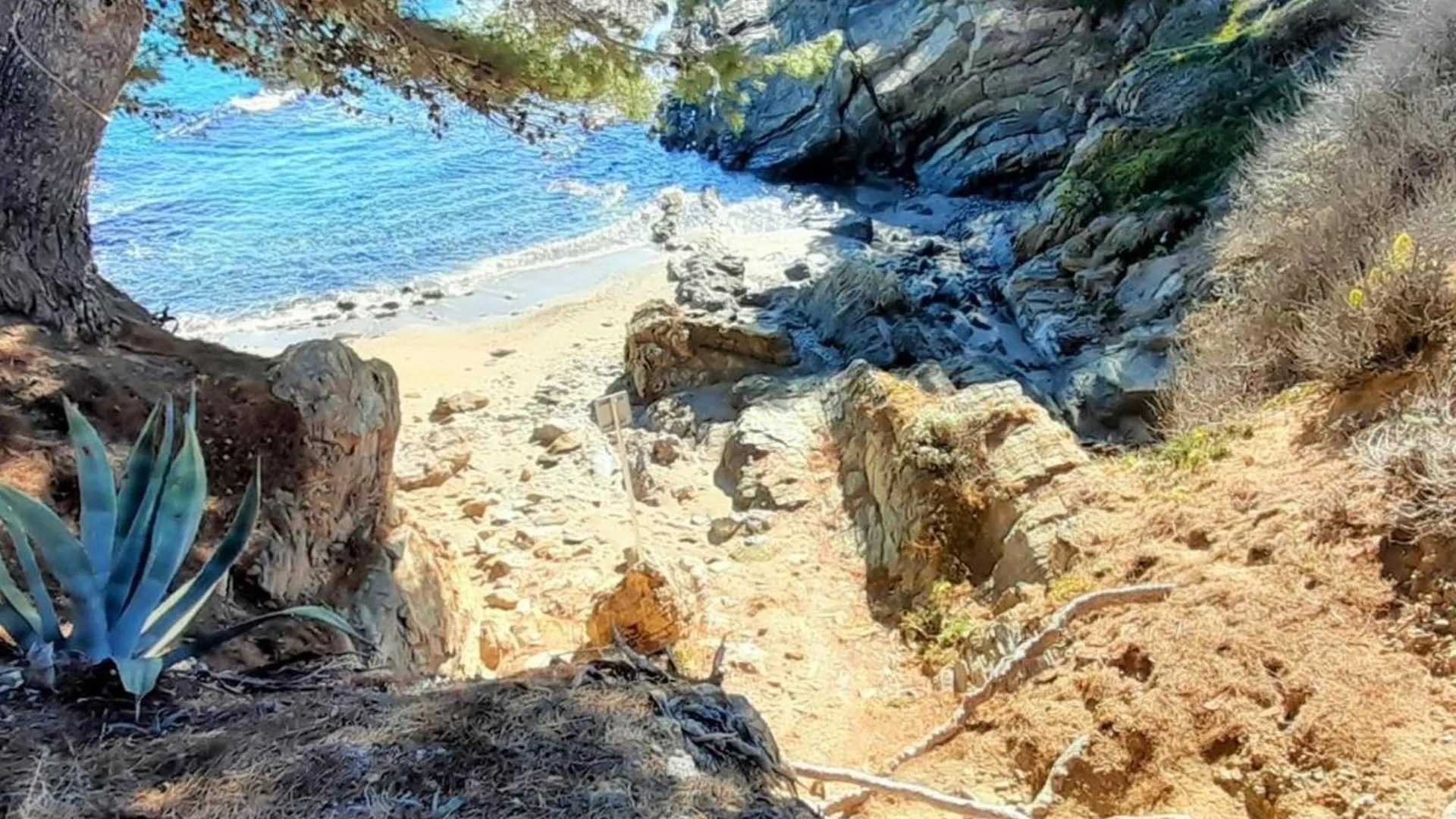 Apartmán Apartamento De 3 Dormitorios Frente Al Mar En Llanca, Cerca De Playas Y Actividades - Es-170-43 Španělsko