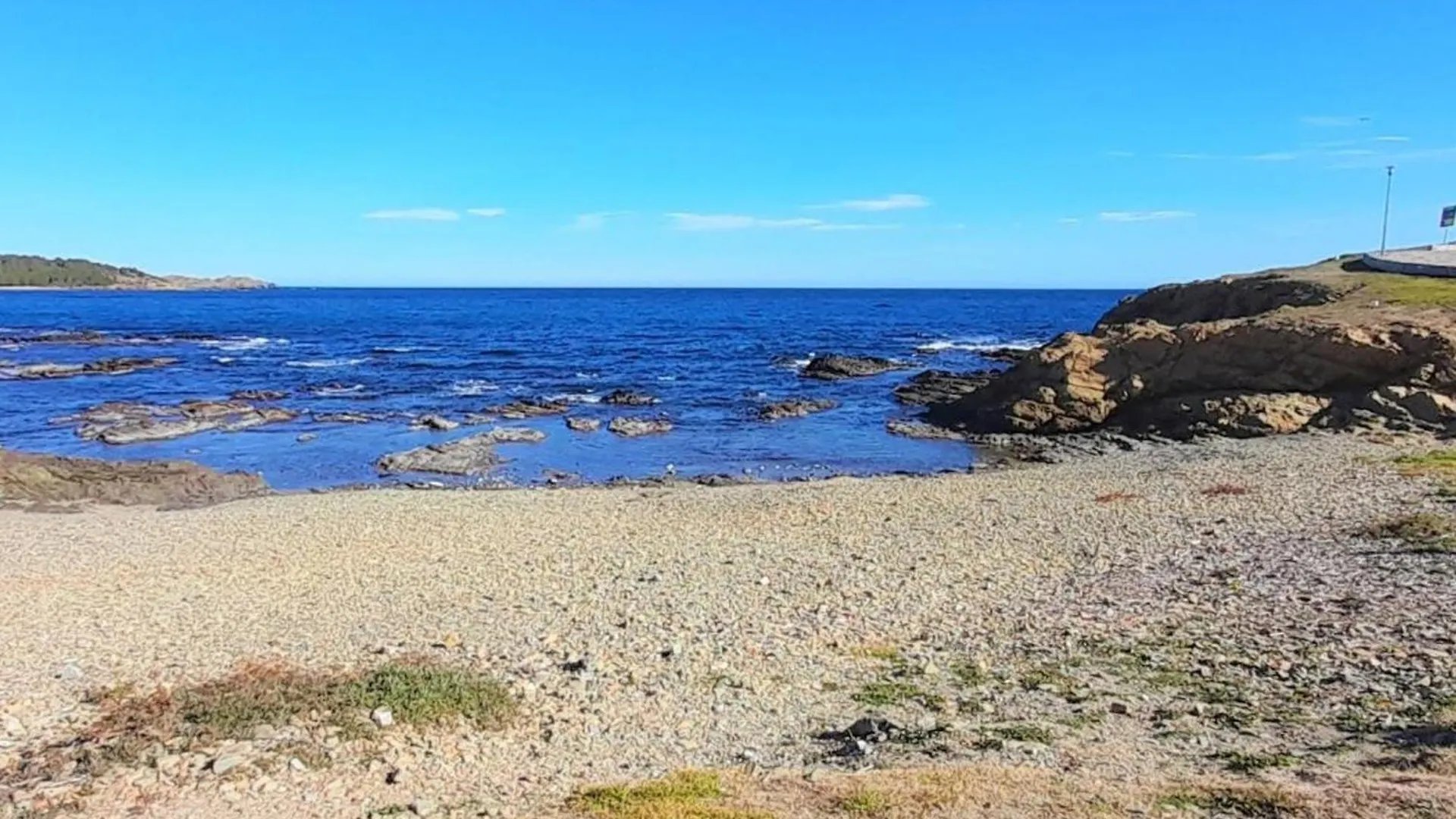 Apartamento De 3 Dormitorios Frente Al Mar En Llanca, Cerca De Playas Y Actividades - Es-170-43 0*, Llanca Spain