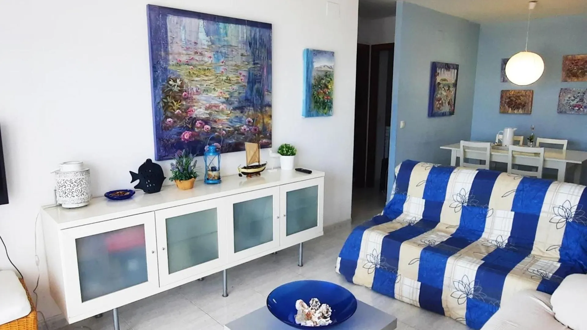 Apartamento De 3 Dormitorios Frente Al Mar En Llanca, Cerca De Playas Y Actividades - Es-170-43 Apartment